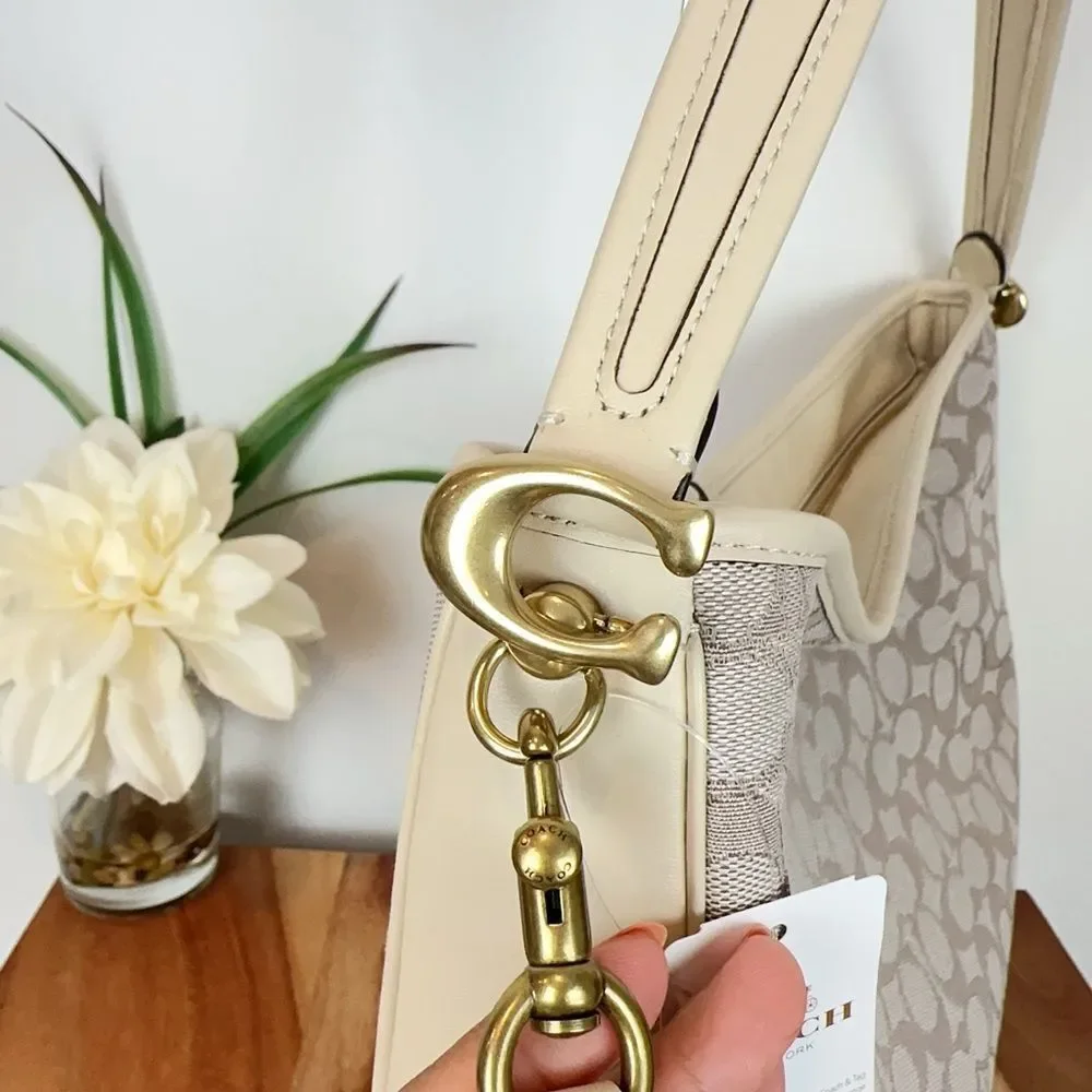 NWT Coach Soft Tabby Hobo In Signature‎ Jacquard